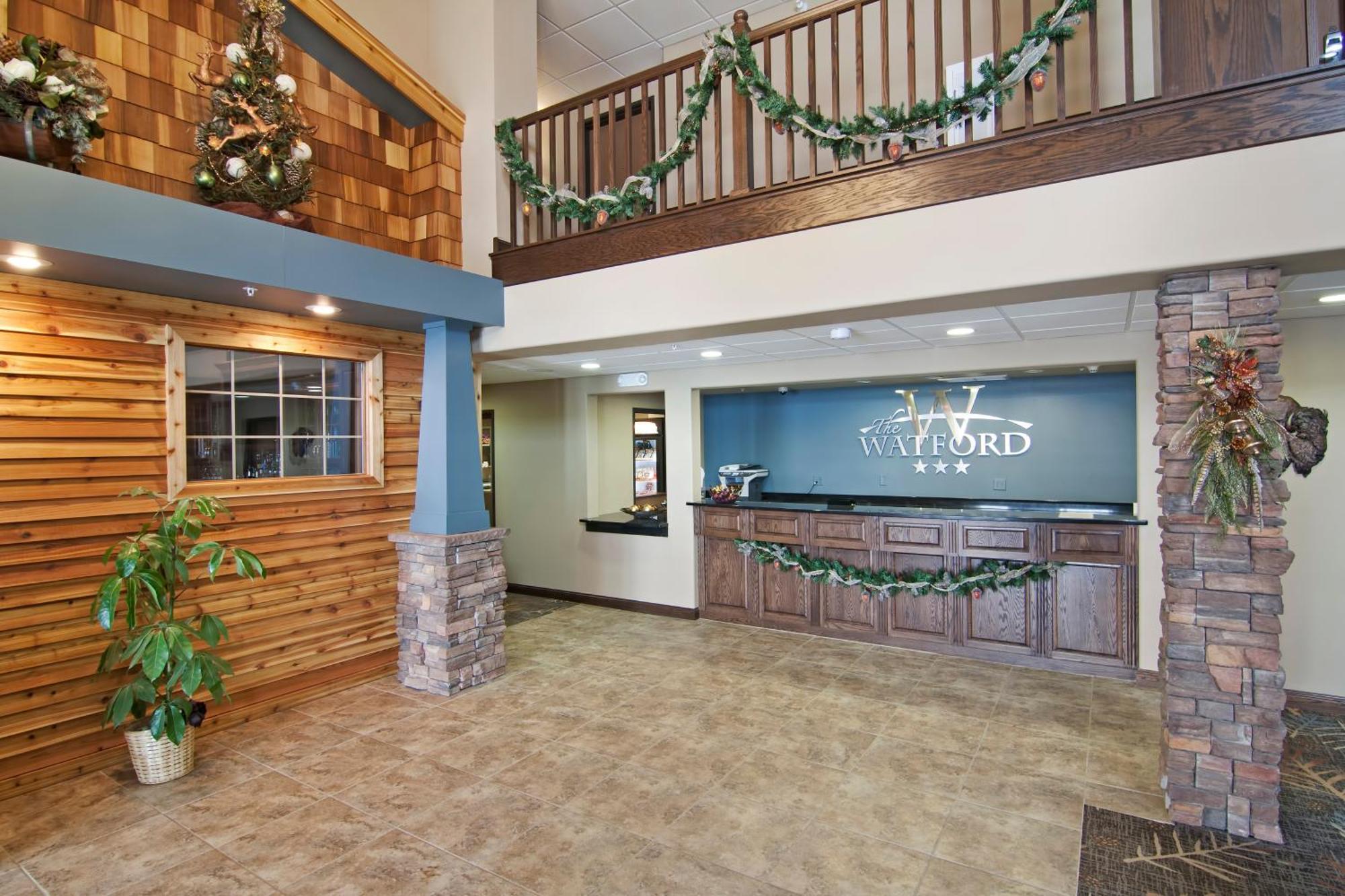 ホテル The Watford Watford City エクステリア 写真